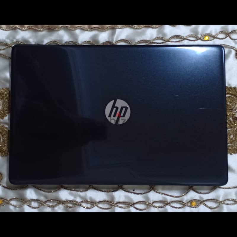HP Laptop 15-da0100ne 2