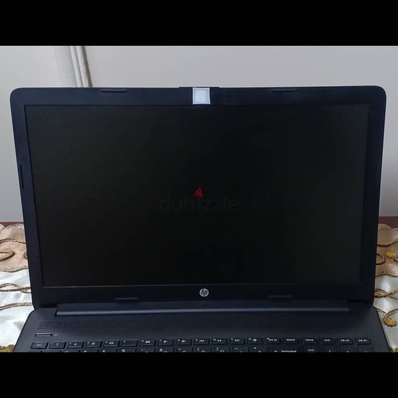 HP Laptop 15-da0100ne 4