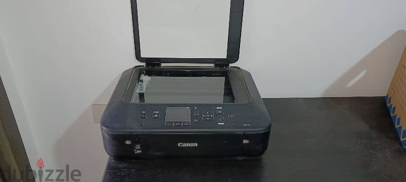 برنتر وسكانر  wireless printer اسمها Canon pixma mg 5650 0