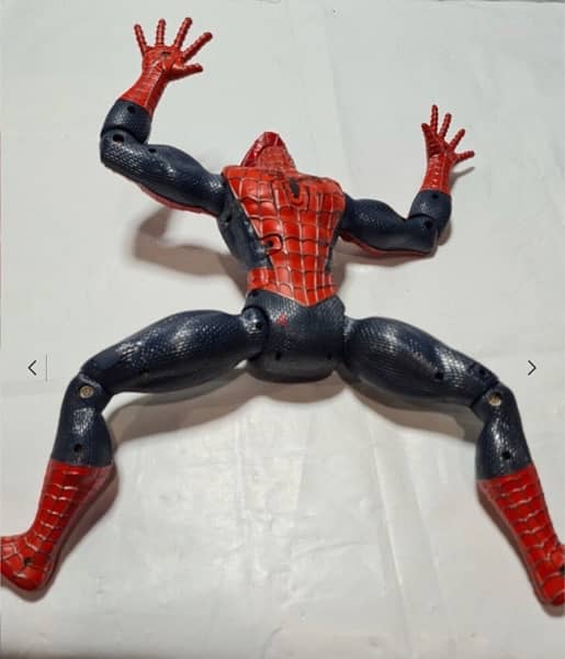 Electronic Floor Crawling Spider-Man w/ lights and sound 4