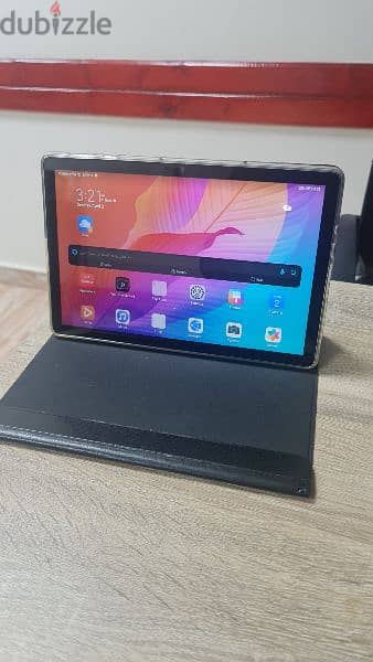 تابلت هواوي t10s ,رام ٣جيجا,  شاشة 10.1، بالعلبة كاملة كالجديد