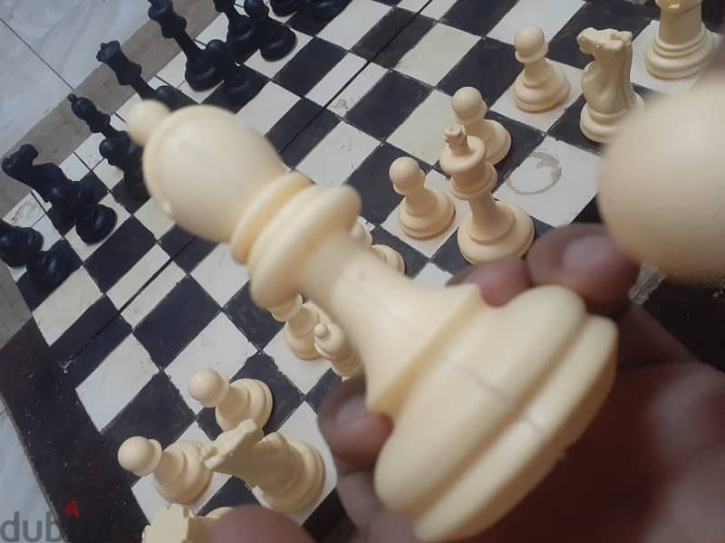 للبيع او للبدل شطرنج جديد 4