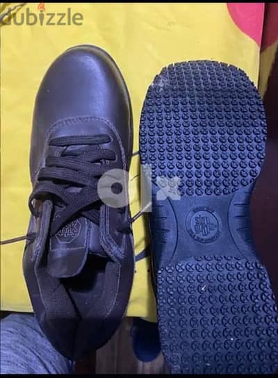safety shoes new