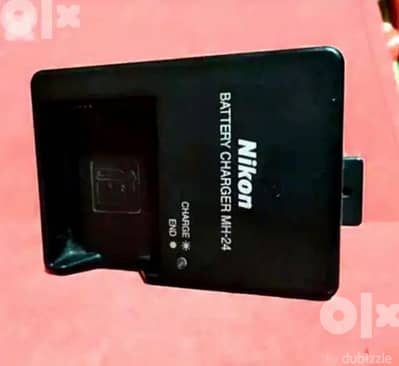 شاحن بطاريات Nikon MH-24