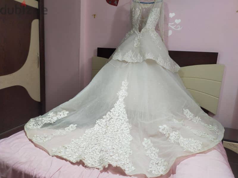فستان زفاف جوميه بالطرحه استعمال شخصي ساعتين 2