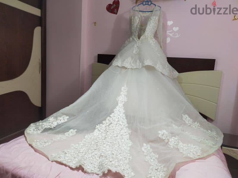 فستان زفاف جوميه بالطرحه استعمال شخصي ساعتين 3