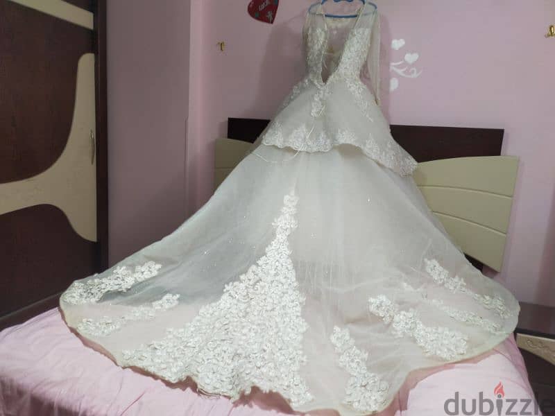 فستان زفاف جوميه بالطرحه استعمال شخصي ساعتين 4