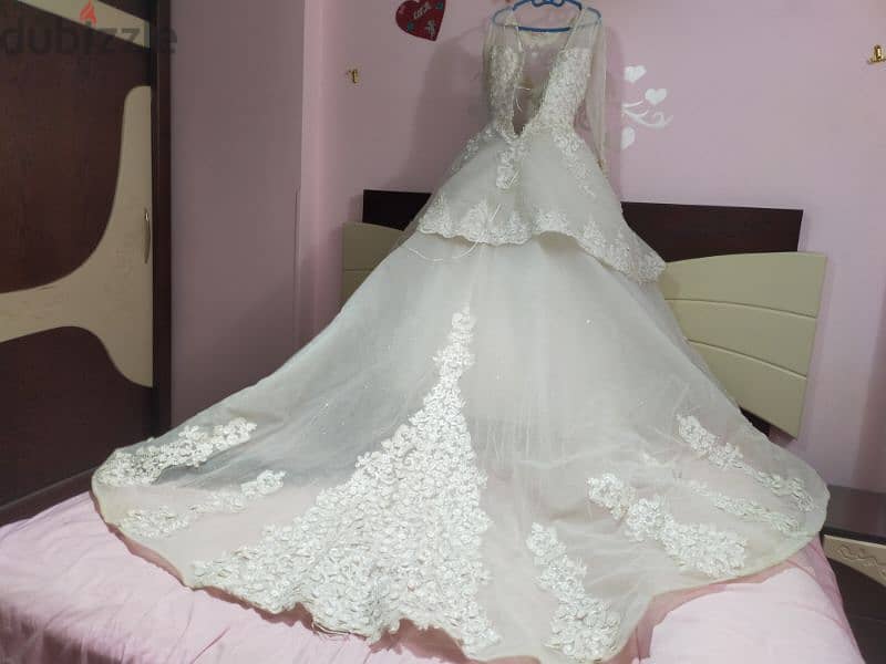 فستان زفاف جوميه بالطرحه استعمال شخصي ساعتين 8