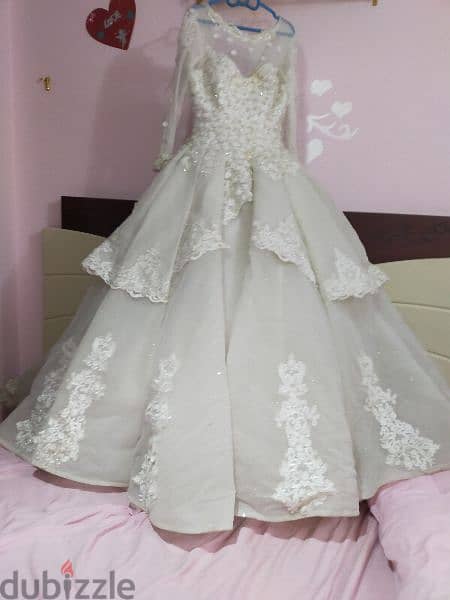 فستان زفاف جوميه بالطرحه استعمال شخصي ساعتين 11