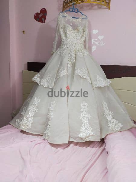 فستان زفاف جوميه بالطرحه استعمال شخصي ساعتين 14