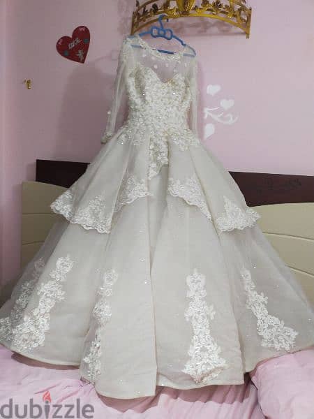 فستان زفاف جوميه بالطرحه استعمال شخصي ساعتين 16
