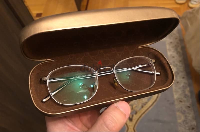 Gucci silver eyewear/glasses 1