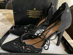 Final sale CHRISTIAN SIRIANO - Trending quality heels