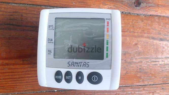 جهاز قياس الضغط الاول فى العالم SANITAS Wrist Blood Pressure Monitor 1