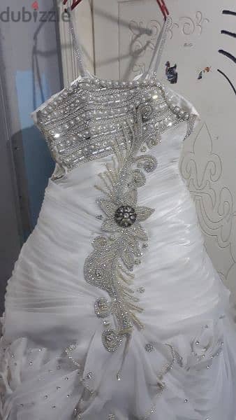 Stylish wedding dress 2