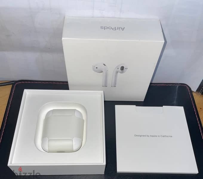 APPLE AIRPODS 2 4