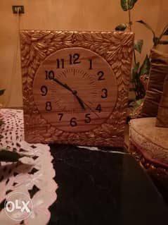 ساعة خشب حفر اويما يدوي تحفة فنية 0