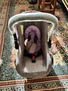 New Baby Car Seat - Brand: Infinity - EU Approved