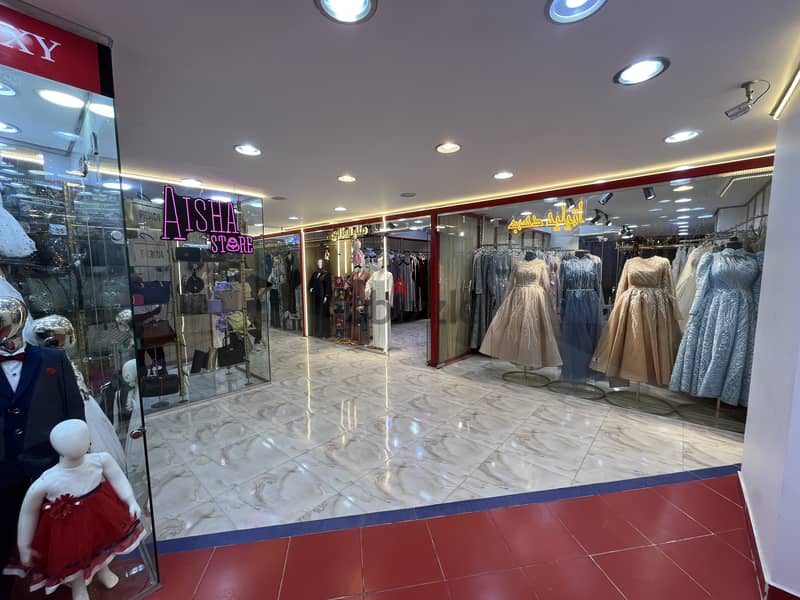 للبيع مجمع محلات تجارية ٦ اكتوبر - Commercial Store Complex For Sale 5