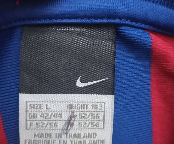 Nike Original V Neck Short Sleeve Tshirts Size L new without lable 7