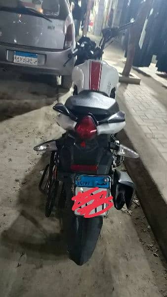 Vlr 200 cc 0