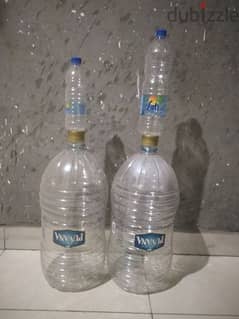 جوالين مياه وزجاجات مياه
