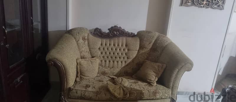 Sofa and Chair classic - طقم انتريه كلاسيك من الخشب الزان 3