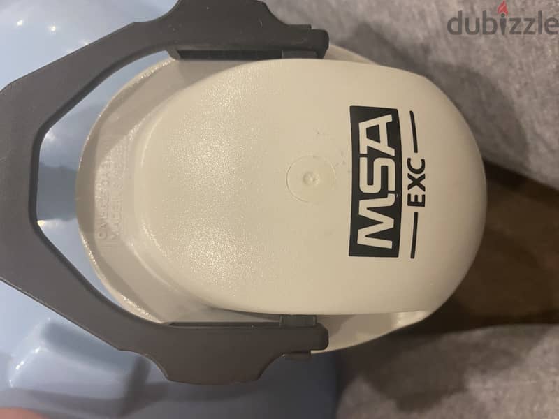 MSA Helmet &Earmuffs خوذة أمان وواقية الأذن 5
