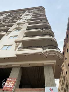 شقة ببرج قصر النيل طريق راس البر الجديد 0