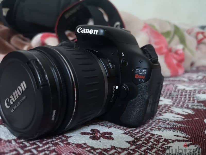Canon 600d + 18-55mm lens كانون ٦٠٠دي مع عدسة ١٨-٥٥ 1