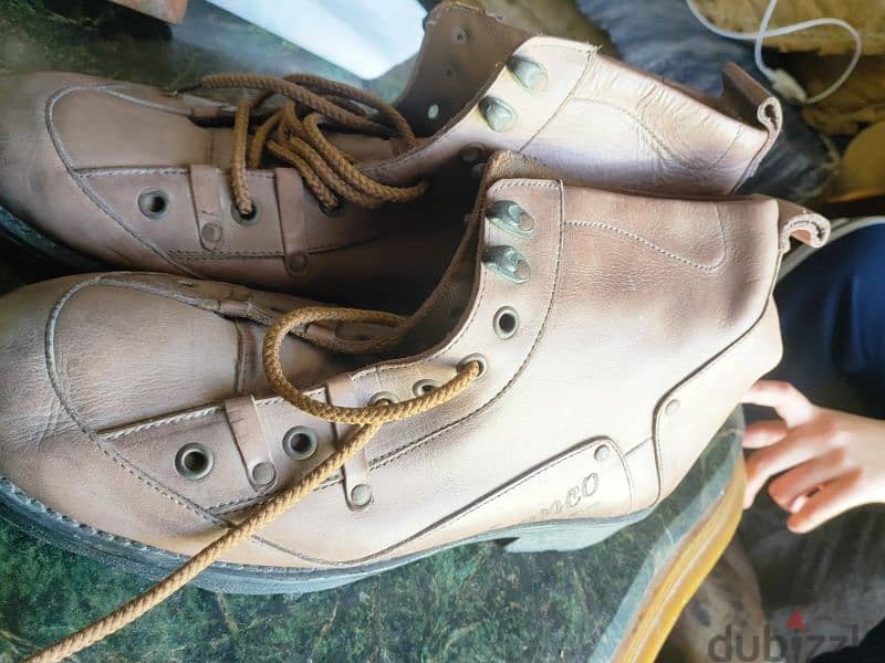 حذاء بوط جلد طبيعي جديد لم يستعمل اطلاقا 7