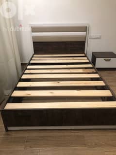 سرير  جديد