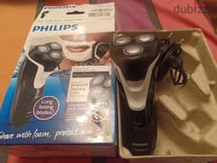 philips aqua touch shaver dry & wet AT610 0