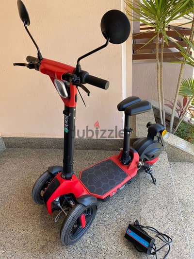 RARE + Electric Scooter - ilark 300 - in perfect condition by Doohan