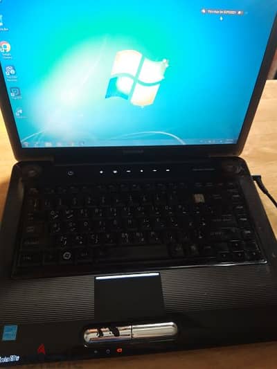 لابتوب TOSHIBA