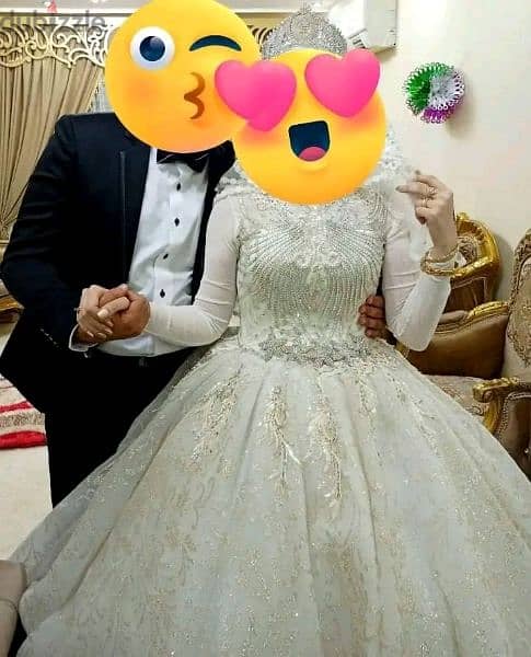 فستان زفاف للبيع لبسه واحده 1