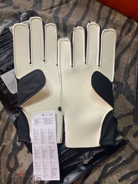 Original Adidas Gloves 3