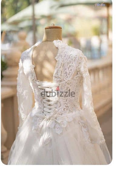 wedding dress for rent 1