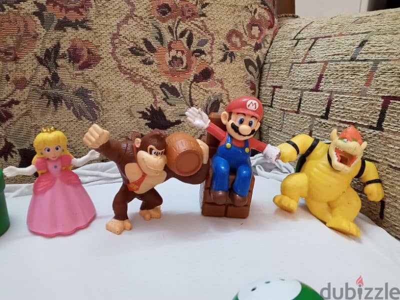 original Nintendo Super mario classic  toys العاب سوبرماريو اصلية 4