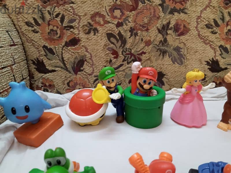 original Nintendo Super mario classic  toys العاب سوبرماريو اصلية 5