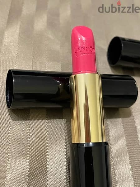 Lâncom lipstick . . new 1