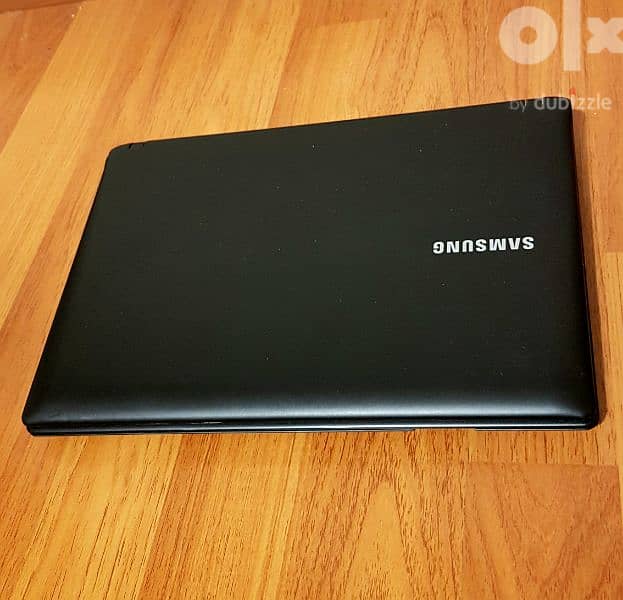 Samsung Mini Laptop N2100 Atom 1.6Ghz 2GBRam 10.1 Inch without box 1