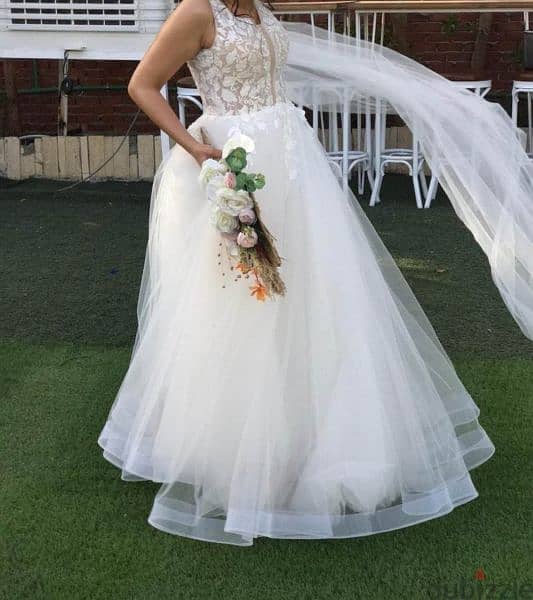 فستان زفاف استخدام مرة واحدة فقط 2
