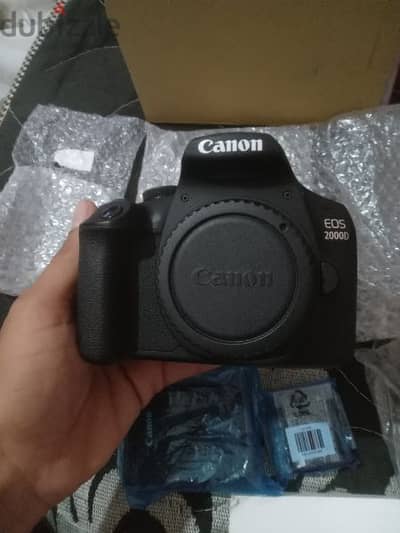 camera canon 2000D mark3