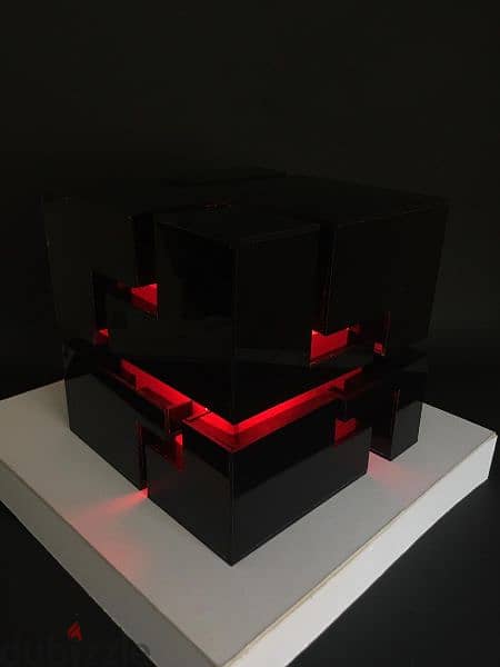 LED cube, red light 1