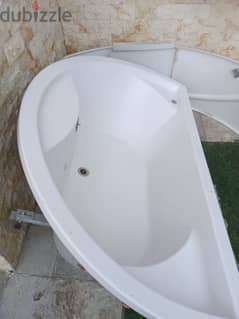 large bath tub ideal standard