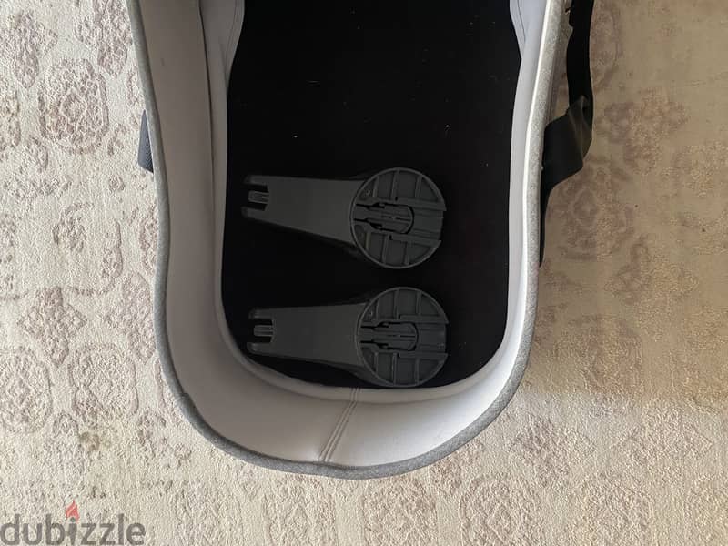 Bugaboo bee 5 Bassinet 2