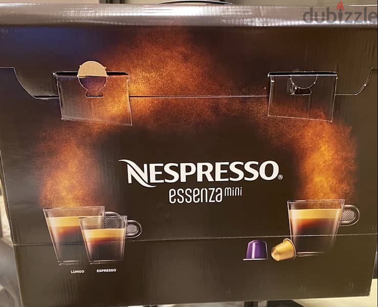 Nespresso Essenza mini coffee machine -Red light مكنه كابسولات نسبريسو 4