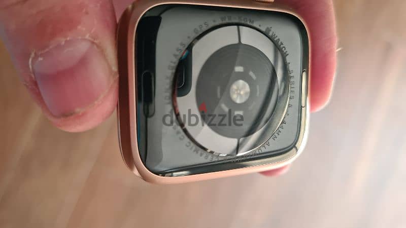 Apple Watch 5 with box (barely used) 2
