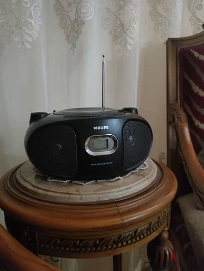 Philips radio in good condition